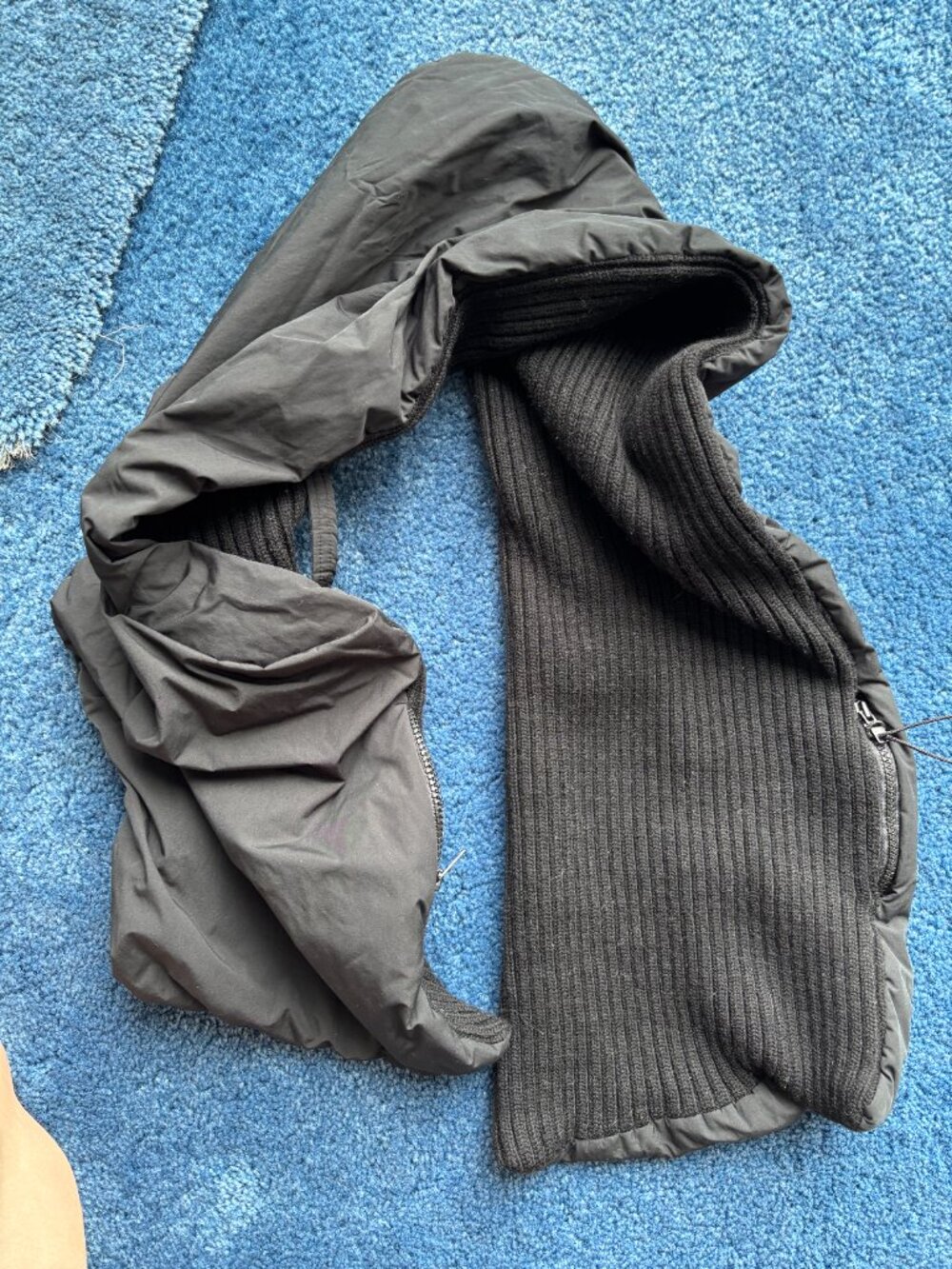 banana republic black scarf